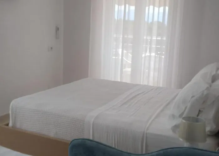 Apartment Blue Waves *