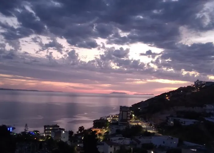 Apartment Blue Waves *